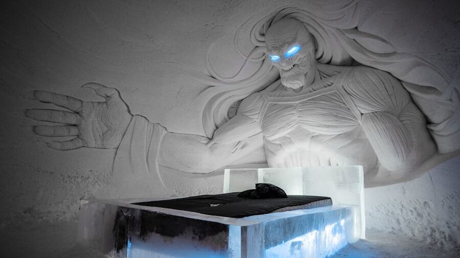 Levi: Snow Village Guided Tour - Who should book this Snow Village guided tour?