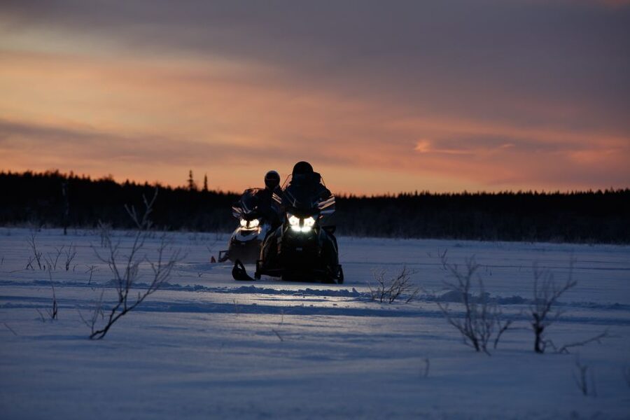 Levi: Snowmobile Tour to Snow Village - Who should book this tour