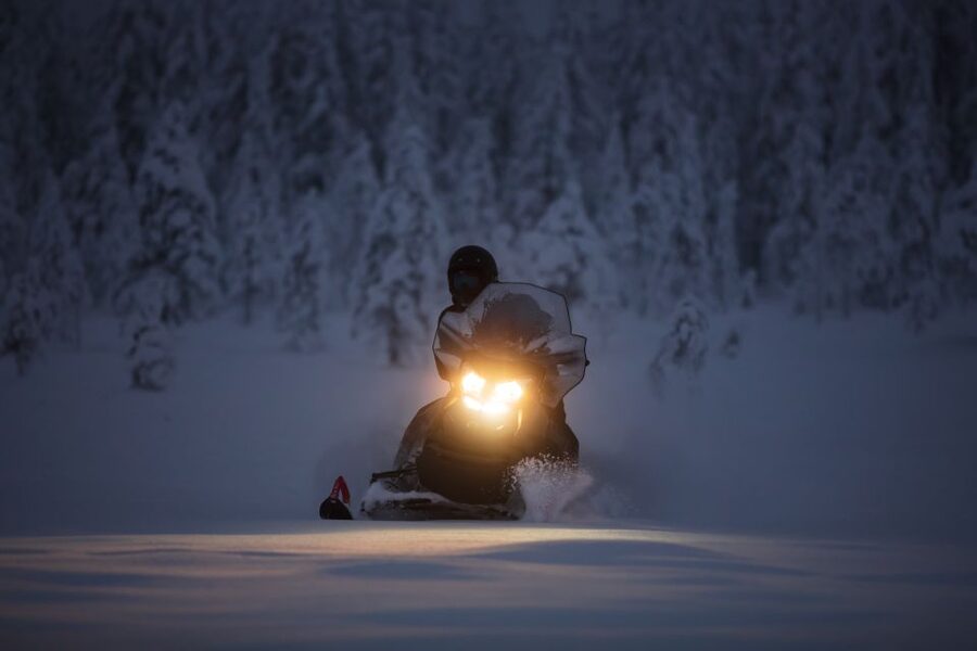 Levi: Snowmobile Tour to Snow Village - Pickup, gear, and the cold-weather rules that matter