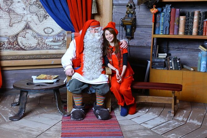 Meet Santa Claus & Santa's Reindeer Ride & Greet Huskies - The guides are the difference between rushed and magical