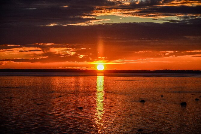 Midnight Sun Floating Experience in Forest Lake - Timing and weather reality check (the honest part)