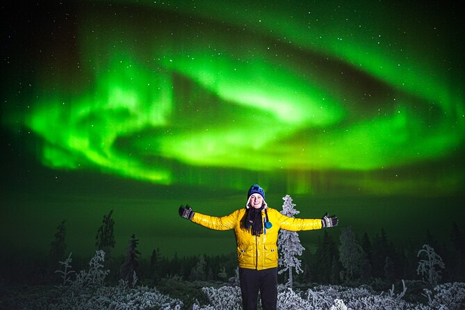 Night Snowshoeing Adventure under the Northern Lights - Getting dressed for Arctic cold: what you bring vs what you get