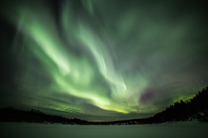 Northern Lights Hunt Including Snacks on Campfire from Rovaniemi - Why a Lakeside Campfire Changes the Whole Northern Lights Game