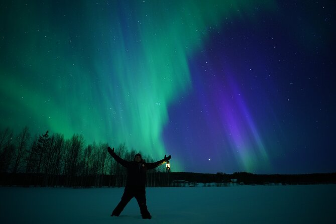Northern Lights Hunting Photography Tour in Rovaniemi Finland - Active aurora hunting in Lapland: the big difference from a bus tour