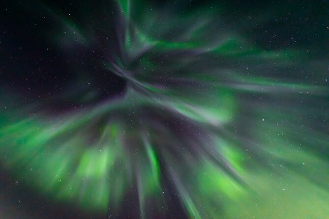 Northern Lights Hunting with a photographer (Only small groups) - Photo time with a guide and photographer, and what you get back