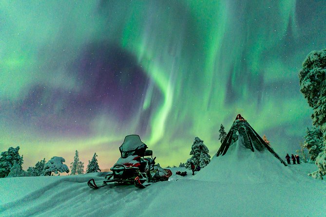 Northern Lights Snowmobile Driving Safari - Snowmobile riding: control, coaching, and how rough trails affect comfort