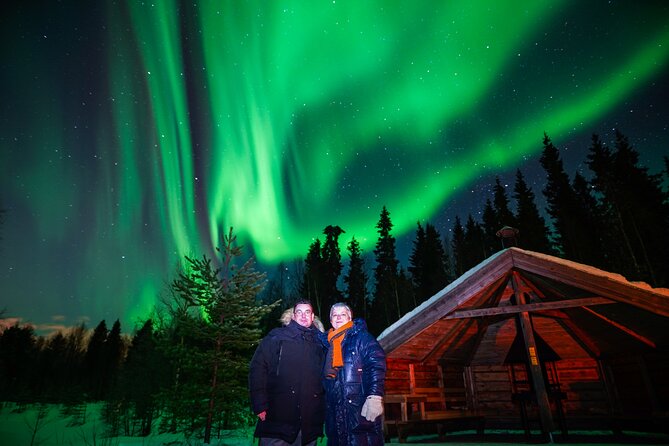 Northern Lights Wilderness Small-Group Tour from Rovaniemi - Photo service: guide camera, photo download, and the limits of gear