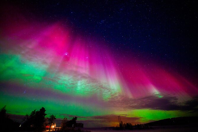 Private Group: Northern Lights Hunt 4x4 SUV with Aurora guarantee - Price and Value: Why $324.41 Can Make Sense