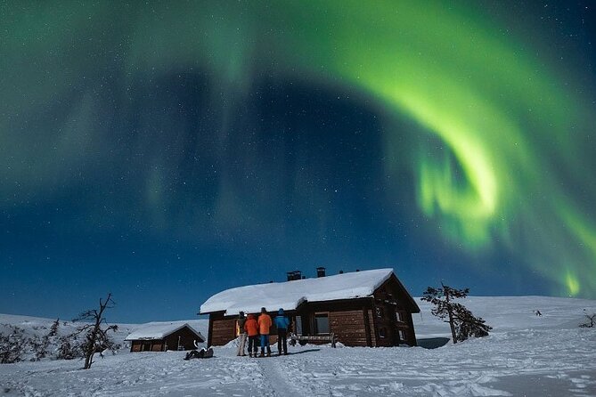 Private Group: Northern Lights Hunt 4x4 SUV with Aurora guarantee - What to Wear: The One Missing Piece That Changes Everything