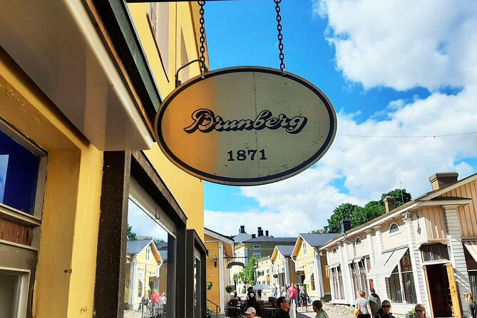 Private National Park and Porvoo Old Town tour from Helsinki - Rain happens: how this tour handles weather and comfort