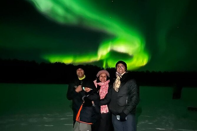 Private Northern Lights Expedition by Lapland's Experienced Team - Transport, WiFi, snacks, and what you should expect in the vehicle