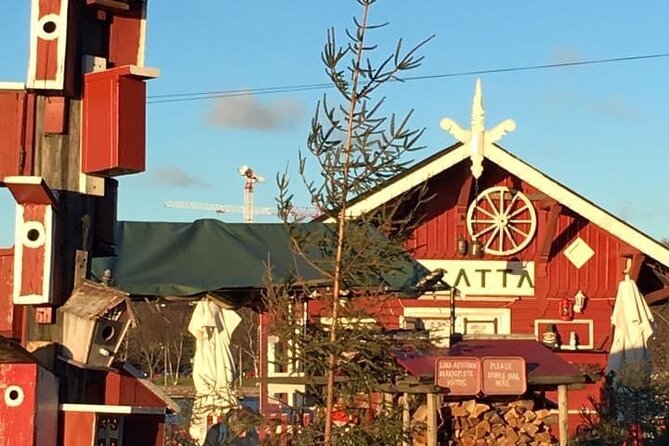 Private Porvoo Tour & Visit Runeberg’s National Poet House - A cafe stop for cinnamon bun and coffee, plus how to budget