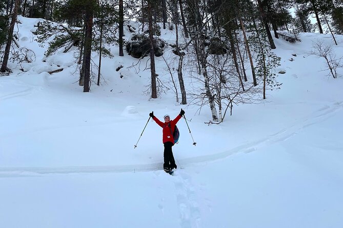 Private Snowshoeing Tour In Pyhätunturi With A Local Guide - Private snowshoeing in Pyhätunturi, guided the local way