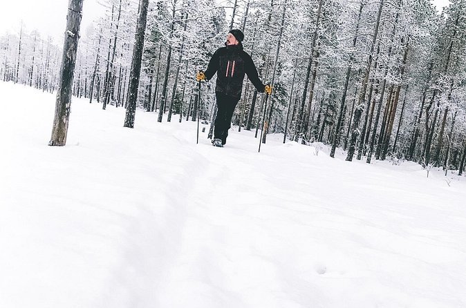 Private Snowshoeing Tour In Pyhätunturi With A Local Guide - Stop 2: Pyha-Luosto National Park, more terrain to read and enjoy