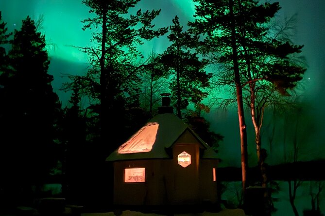 Private Traditional Sauna, Ice Dip and Dinner in the Wilderness - Ice dipping and optional lake swimming on the lake edge
