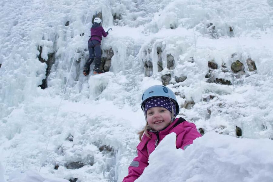 Pyhätunturi: Kid's Ice Climbing Adventure in Finnish Lapland - Gear up without stress: what’s included for the kids