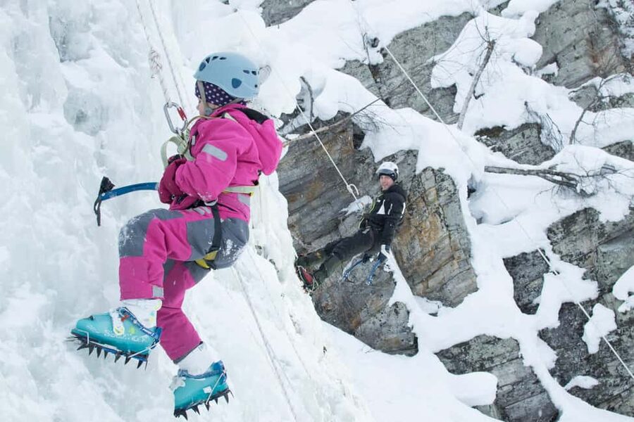 Pyhätunturi: Kid's Ice Climbing Adventure in Finnish Lapland - Price and value: why $146 can make sense for families
