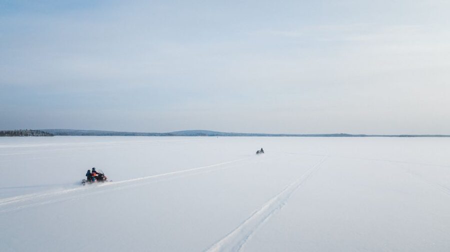 Rovaniemi: 3-Hour Snowmobile Safari in Lapland - From Rovaniemi pickup to the Arctic Circle Snowmobile Park check-in