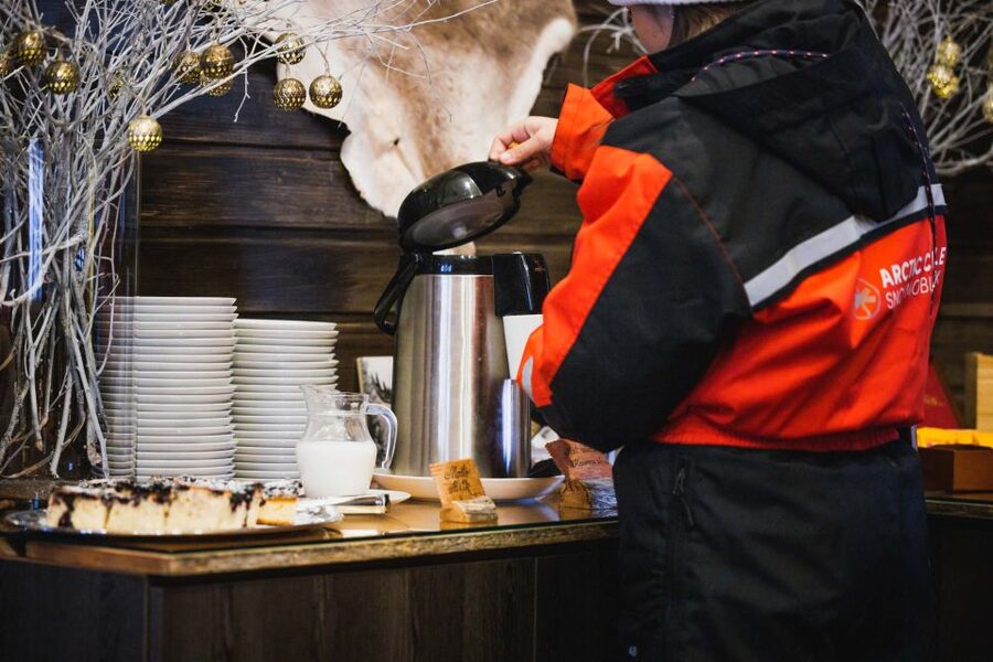 Rovaniemi: Arctic Circle Highlights by Snowmobile - Why this Rovaniemi day works so well