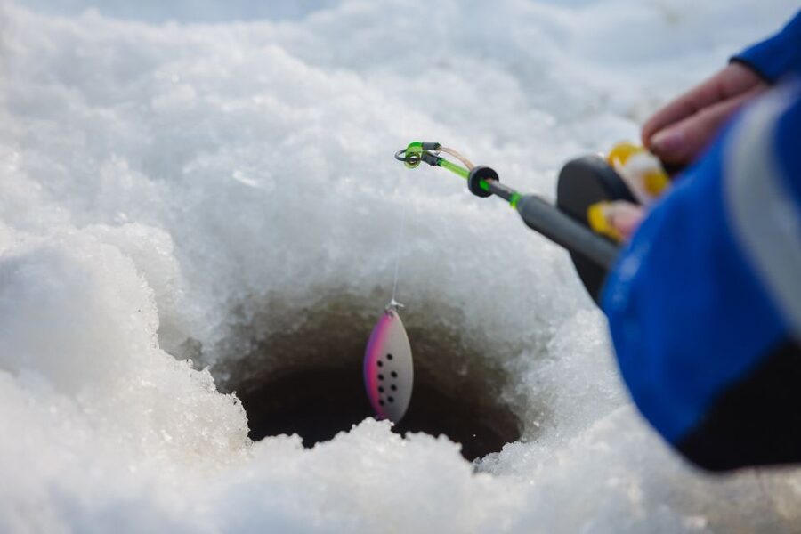 Rovaniemi: Arctic Circle Ice Fishing Experience - Learning Ice Fishing the Finnish Way, Holes, Hand Skills, and Patience