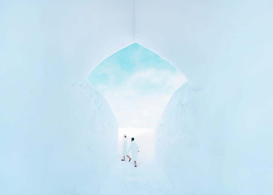 Rovaniemi: Arctic Snow Hotel Tour and Snow Sauna Experience - Guided tour pacing in one of the biggest SnowHotels