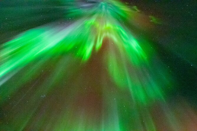 Rovaniemi: Aurora BBQ at the Best Spots - Stop 1 near the Arctic lake and forest: first look, short walk, real guidance