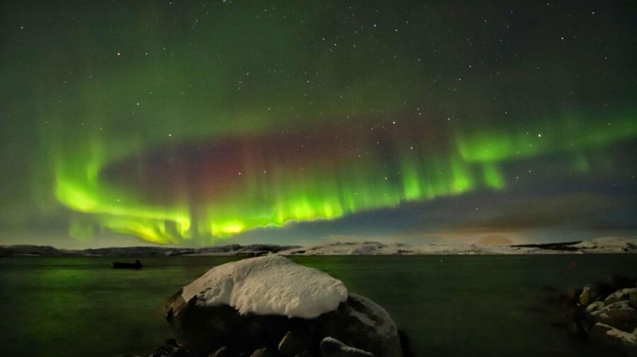 Rovaniemi: Aurora Hunting Tour with Photography by Van - How the aurora stops work, and why your tour may run long