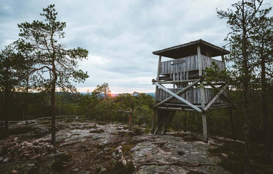 Rovaniemi: Auttiköngäs Waterfalls Hike Tour & Barbeque - Key reasons this hike feels special