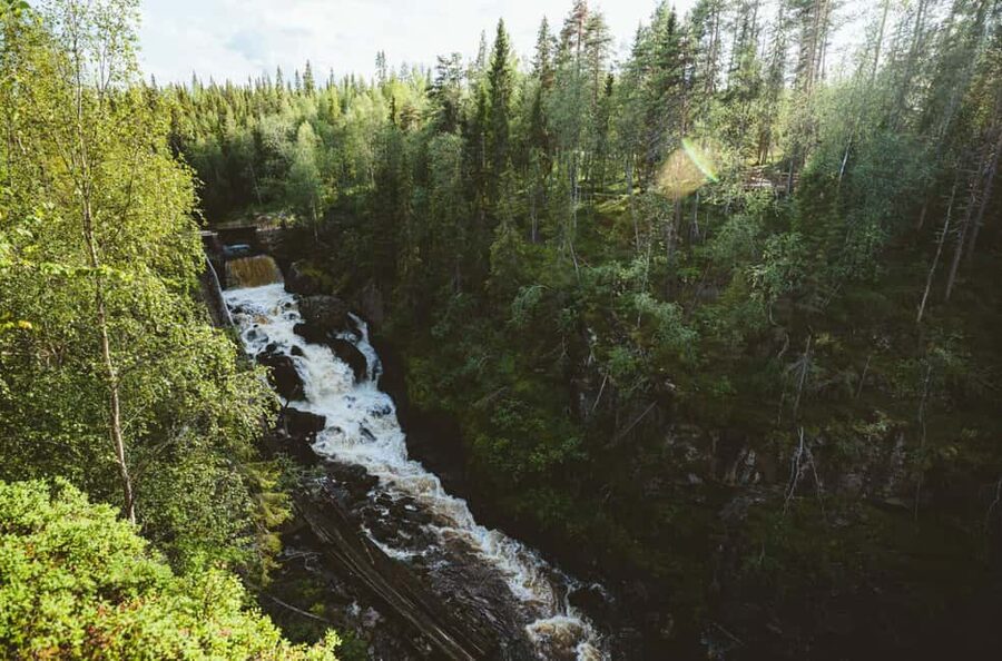 Rovaniemi: Auttiköngäs Waterfalls Hike Tour & Barbeque - Walking the Auttiköngäs Nature Trail: forests, bridges, and waterfall moments