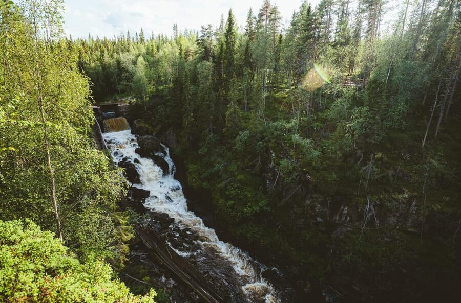 Rovaniemi: Auttiköngäs Waterfalls Hike Tour & Barbeque - BBQ after the hike: why this pairing works