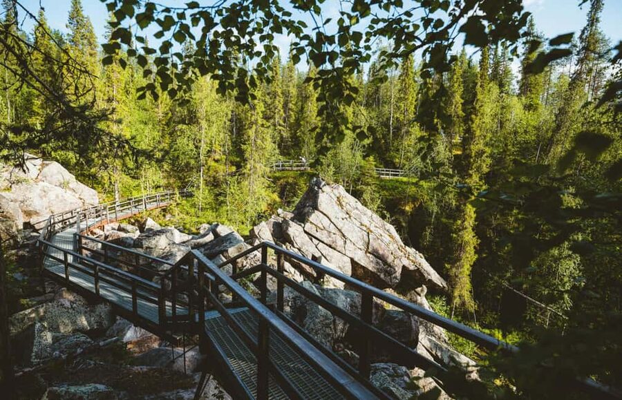 Rovaniemi: Auttiköngäs Waterfalls Hike Tour & Barbeque - What to bring, and what you should leave at home