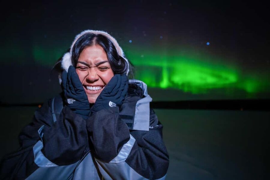 Rovaniemi: Discover the Northern Lights Photography Tour - Private locations far from light pollution, and why 100 kilometers can matter