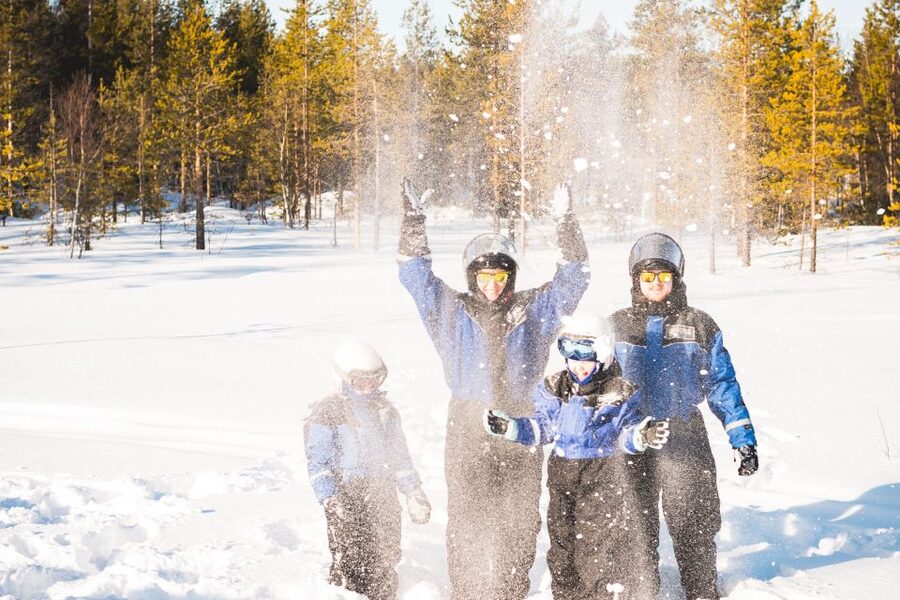 Rovaniemi: Family Snowmobile Safari with Campfire and Snacks - Riding the snowy forest: what the 2 hours feel like