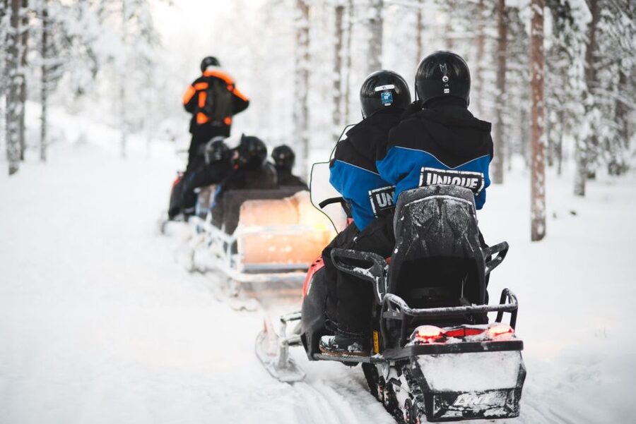 Rovaniemi: Family Snowmobile Safari with Campfire and Snacks - Guides, language, and why English matters when kids are involved