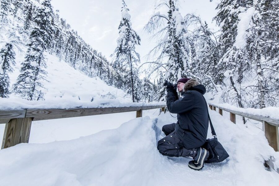 Rovaniemi: Frozen Waterfalls of Korouoma Canyon & Pro Photos - Staying Upright: Winter Trail Tips That Make the Day Easier