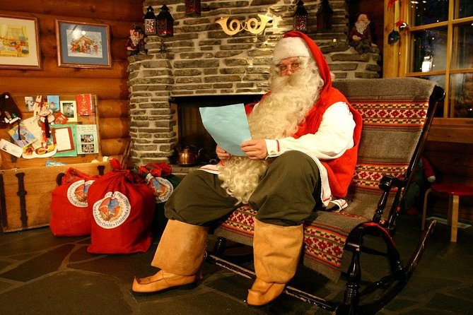 Rovaniemi Guided Tour and Santa Claus Village - Santa Claus Village stops: Santa office, postcards, and gift shop time