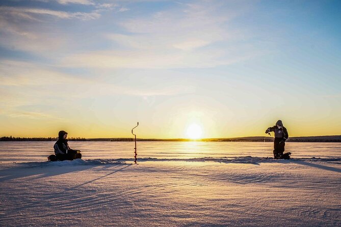 Rovaniemi: Ice Fishing from Private Lakefront Property & BBQ - What to expect from the 4-hour pacing