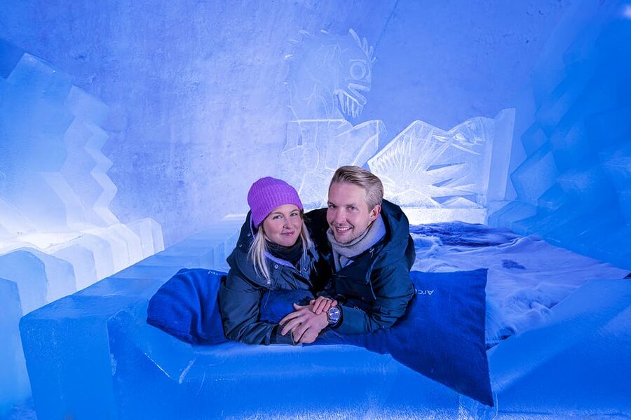 Rovaniemi: Ice sculpting experience - Ice sculpting workshop: carve your own winter artwork