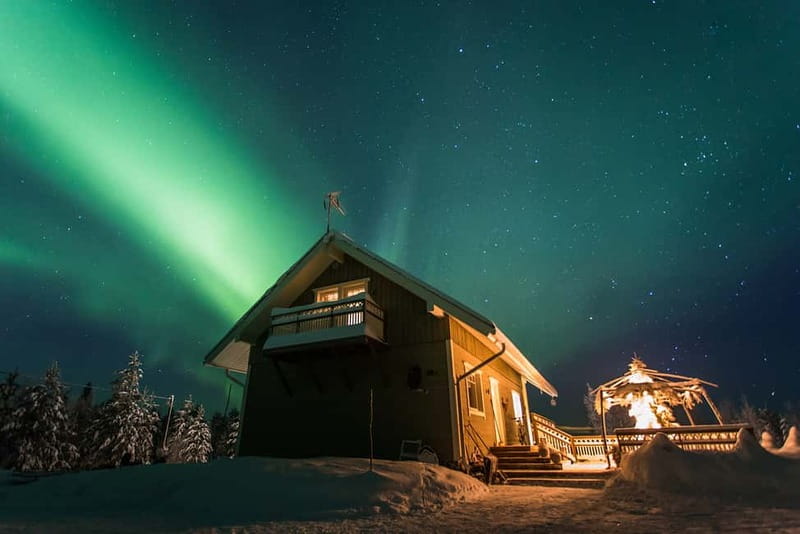 Rovaniemi: Lakeside Private Sauna with Aurora Borealis - Inside the Finnish sauna: 1 hour that actually feels like a session