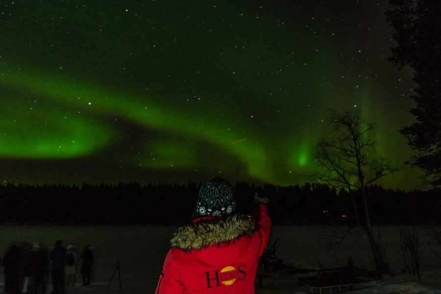Rovaniemi: Northern Lights Hunting in Lappish old cottage - Rovaniemi Aurora Hunting, With Real Darkness in Reach