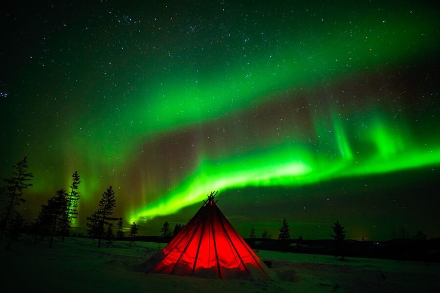 Rovaniemi: Northern Lights Snowmobile Tour - Key moments that make this tour worth considering