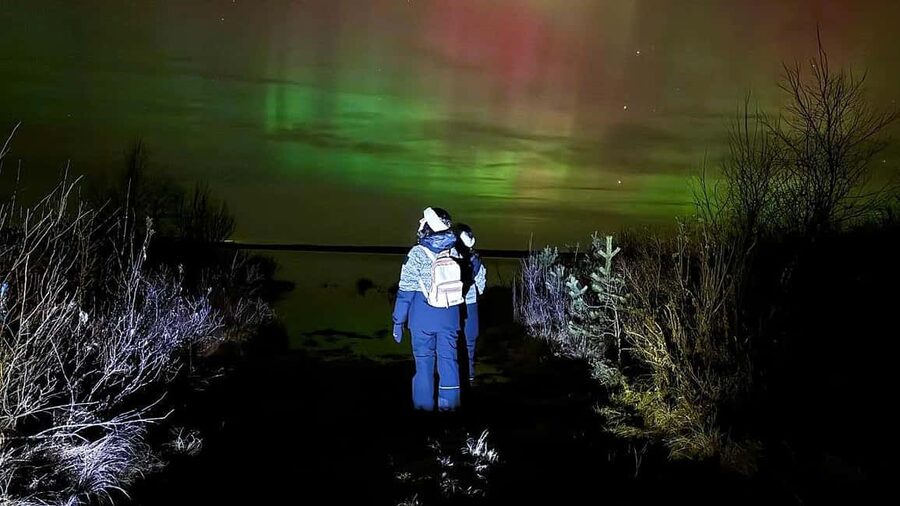 Rovaniemi: Northern Lights Tour with BBQ - Visiting 3 scenic locations instead of one quick stop