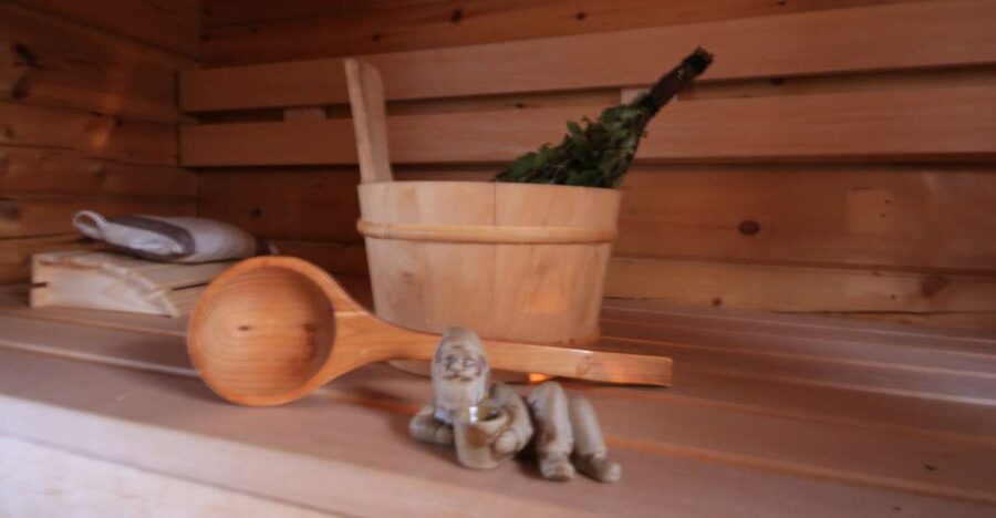 Rovaniemi: Private Sauna, Jacuzzi and Dinner - Sauna rounds, cooling breaks, and first-time pacing that actually works