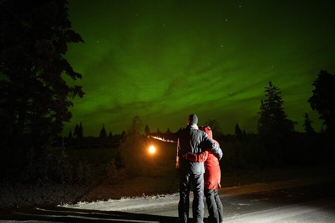 Rovaniemi – Real Northern Lights Hunting Experience (Small Group) - Photos, hot drinks, and small comforts that matter