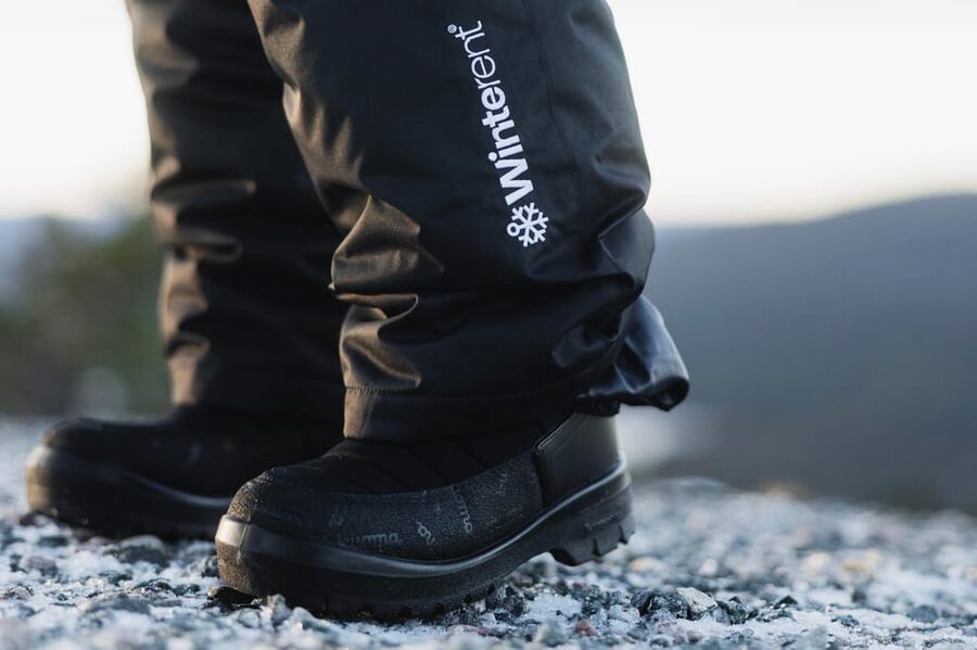 Rovaniemi: Rent Winter Clothing Sets - What’s in the Winterent set (adult and kids)