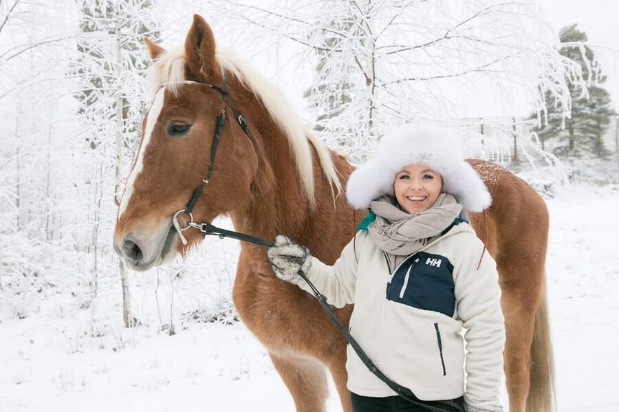Rovaniemi: Riding Tour with Finnhorses at SCV - Finding Aurora Horses Napapiiri near SCV