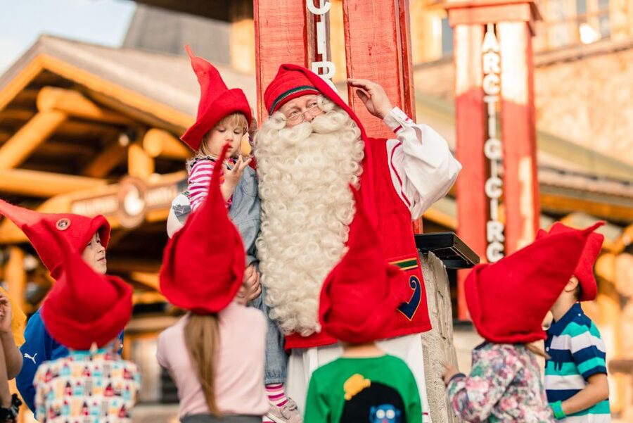 Rovaniemi: Santa Claus Village Visit with Hotel Pickup - Getting From Your Rovaniemi Hotel to the Village
