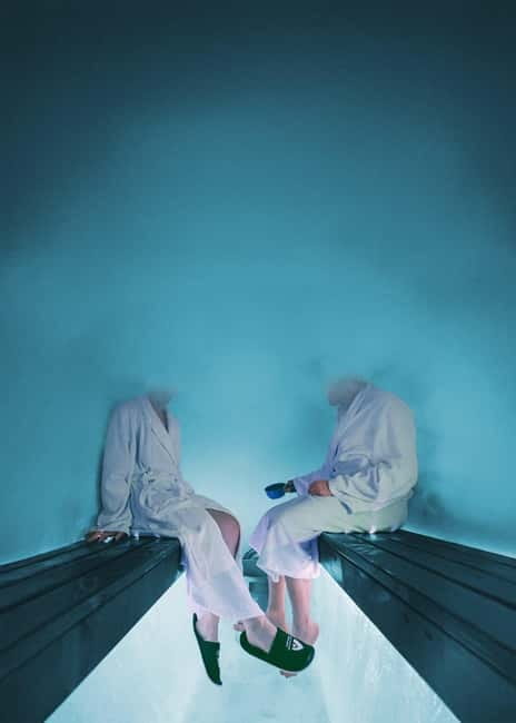 Rovaniemi: Snow Sauna Experience, Jacuzzi and Dinner in Kota - Getting the guided Arctic SnowHotel tour, ice rooms you can actually appreciate