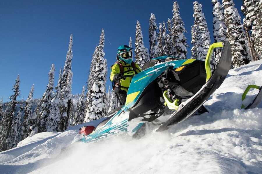 Rovaniemi: Snowmobile Safari Adventure - Meeting at AccessLapland Office and Getting Winter Ready