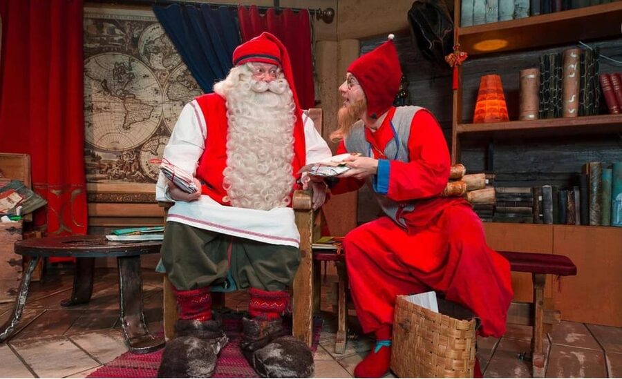 Rovaniemi: Tour to Santa Claus Village with Hotel pick up - Should You Book This Tour to Santa Claus Village?